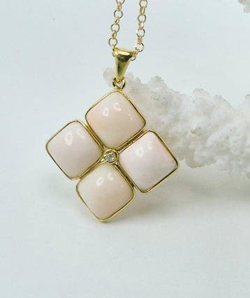 Corail - Argent, Plaqué or - Collier avec pendentif -, Collections