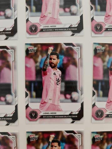 Topps Lionel Messi, Diego Maradona - 17 Mixed collection -, Collections