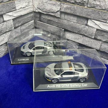 Schuco 1:43 - Modelauto - Audi R8 LMS + R8 DTM Safety Car
