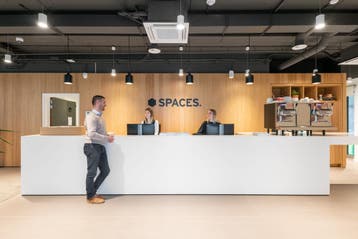 Bureau virtuel à Guillemins, Verzenden
