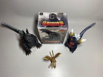 Figuur - Godzilla Figure Lot – Godzilla 2001 Boxed /