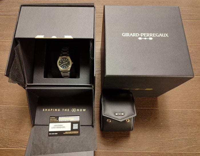 Girard-Perregaux - Laureato - 81005-11-3460-1CM - Heren -, Bijoux, Sacs & Beauté, Montres | Hommes