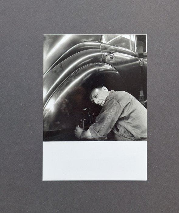 Robert Doisneau (1912–1994) - Montage à lusine de lIle, Antiek en Kunst, Kunst | Designobjecten