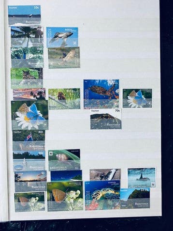 Wereld - Collectie / Uitzoeker Rarotonga + Struisvogels, Gestempeld