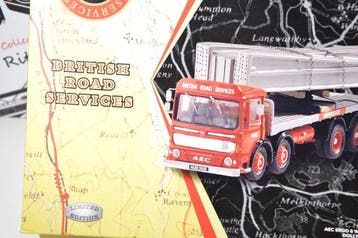 Corgi 1:50 - Modelauto - AEC Ergo 8 Wheel Platform Lorry,