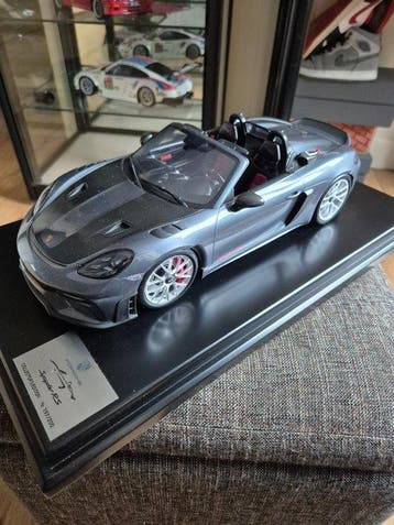 Spark 1:12 - Modelauto - Porsche 718 (982) Spyder RS, Hobby en Vrije tijd, Nieuw