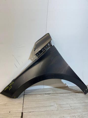 Skoda Enyaq iV linker voorste spatbord, Verzenden, Gebruikt