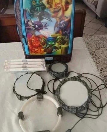 Skylanders - Wii - 54 skylanders+4 Wii, Games en Spelcomputers, Nieuw