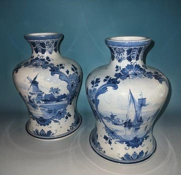 Porceleyne Fles (Royal Delft) - Balustervaas (2) - Keramiek