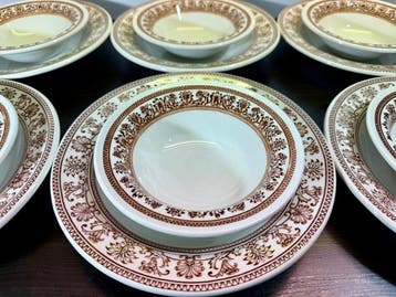 Royal Doulton, Dunn Bennet - Tafelservies (12) - Aardewerk -