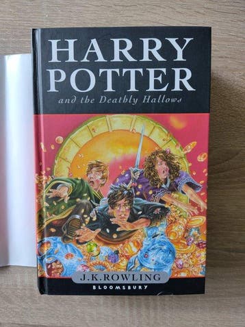J.K. Rowling - Harry Potter and the deathly hallows - 2007