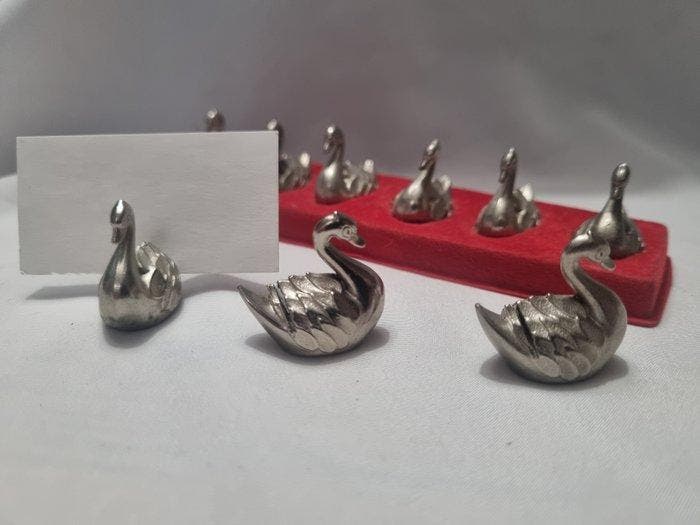 Messensteun (9) - porte-noms cygnes - Metaal, Antiek en Kunst, Antiek | Meubels | Tafels
