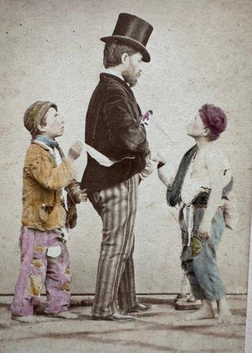 Geoges Sommer - Napoli - Gentiluomo e scugnizzi . 1860 -