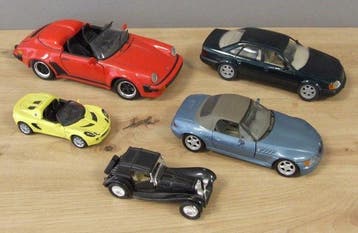 Porsche, Audi, Lotus, Oldtimer, BMW + 2 Coca-Cola-Trucks, Nieuw