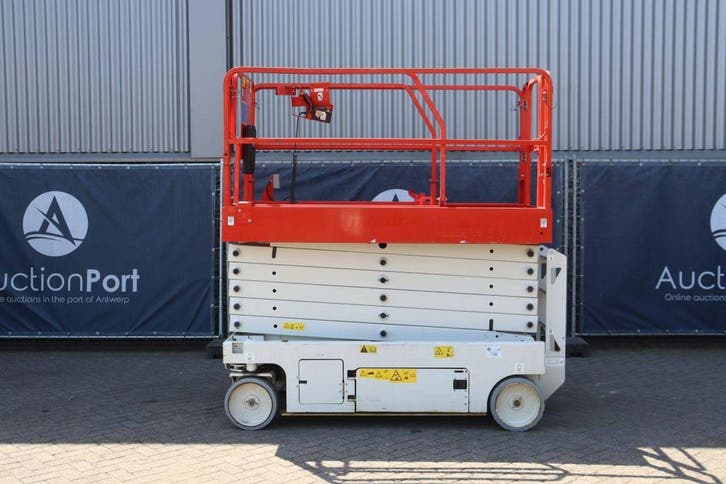 Veiling: Schaarhoogwerker Genie GS4047 Elektrisch 350kg 13.9, Articles professionnels, Machines & Construction | Ascenseurs, Échafaudages & Échelles