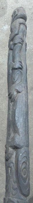 Interessant gereedschap van een houtsnijder uit Sentani -, Antiek en Kunst