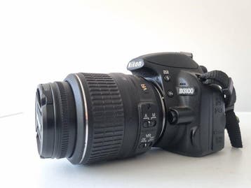 Nikon D3100 + AF-S DX 18-55mm G VR Appareil photo reflex