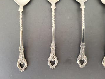 Ménagère - 6 cuillères a moka - Argent 800 - poinçon 800