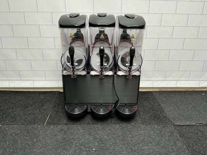 Slush Machine 3X12L, Zakelijke goederen, Horeca | Keukenapparatuur, Nieuw in verpakking, Koelen en Vriezen, Ophalen of Verzenden