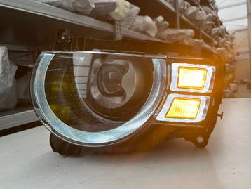 LAND ROVER DEFENDER L663 FULL LED UK KOPLAMP LINKS LR129993, Auto-onderdelen, Verzenden, Gebruikt, Land Rover