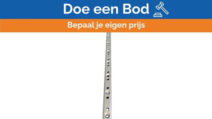 Bieden: Lewmar Size 3 NTR Pre-Drilled Curved Sailboat Track, Sports nautiques & Bateaux, Voiles & Accessoires de voile, Enlèvement ou Envoi