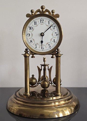 Jaarklok - Antiek met stolp - 1920 - JUF - gereviseerd, Antiek en Kunst, Antiek | Klokken