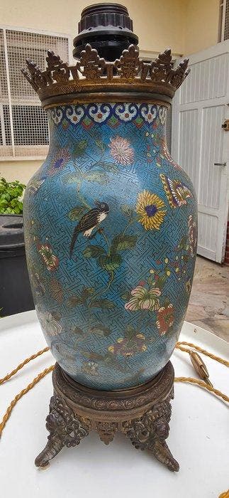 Gemonteerde cloisonné-emaille vaas - Emaille, Brons - China