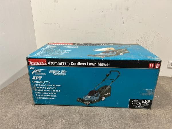 Veiling - Makita accu grasmaaier 2x18V DLM432PT2, Jardin & Terrasse, Tondeuses à gazon