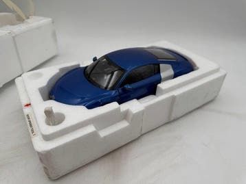Kyosho 1:18 - Voiture miniature - Audi R8 V10 - (cod.A29)