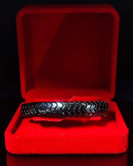 Prachtige Terahertz-armband in een geschenkdoos — Gratis, Collections, Minéraux & Fossiles