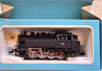 Märklin H0 - 3031 - Tender locomotief (1) - BR81, met