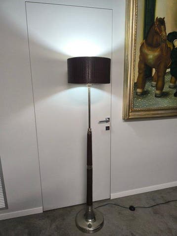 Lampadaire colonne - cuir synthétique, Antiquités & Art