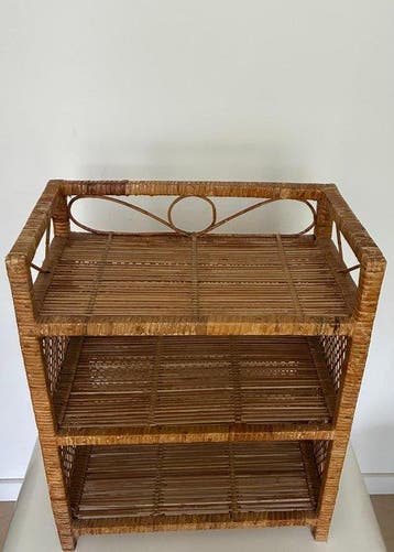 Kast - Rattan - Vintage rotan kastje (etagère) met drie
