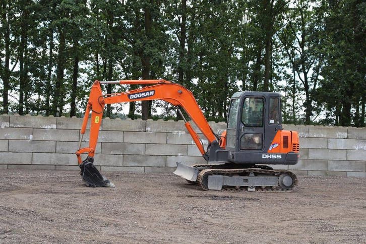Veiling: Rupsgraafmachine Doosan DH55-V Diesel, Zakelijke goederen, Machines en Bouw | Kranen en Graafmachines, Ophalen