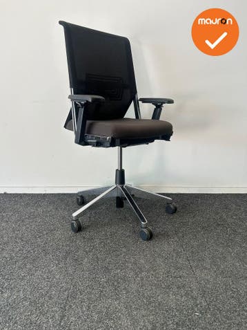 Haworth Comforto 59 - Bruine stoffering - chroom voetkruis, Werkplek, Ophalen of Verzenden, Gebruikt, Stoel