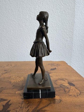Edgar Degas (1834-1917) - after - sculptuur, “Little Dancer
