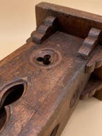 Kruk - Kastanje - Franse gotische stijl kruk