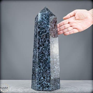 Natuurlijke Zeer Grote Indigo Gabbro - Merlinit Obelisk-