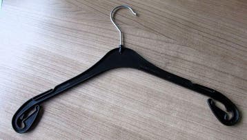 Kledinghanger T43, Zwart
