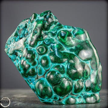 Natuurlijke malachiet met chrysocolla, vrije vorm – intense, Verzamelen