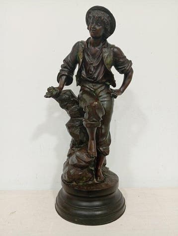 Eutrope Bouret (1833-1906) - sculptuur, Joven apoyado en la
