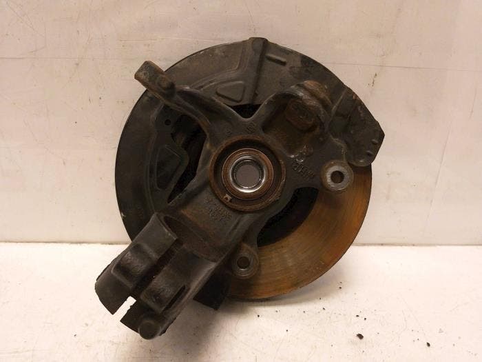 Fusee rechts-voor Volvo V70 O173698, Auto-onderdelen, Ophanging en Onderstel