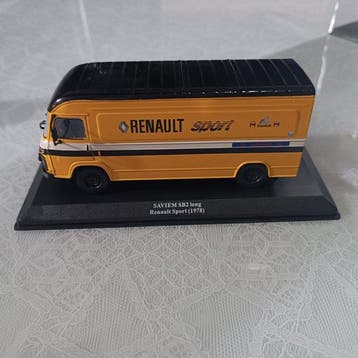 IXO 1:43 - Modelauto (5) - Fiat 238 (1972), Fiat 242 (1978),, Nieuw