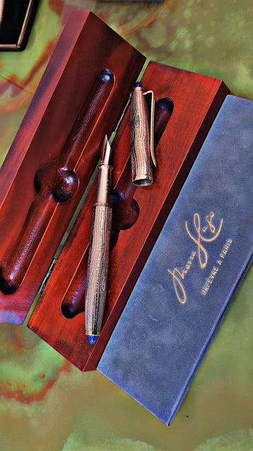 Pierre Hugo – Édition limitée Bois d’Épave - Vulpen, Nieuw