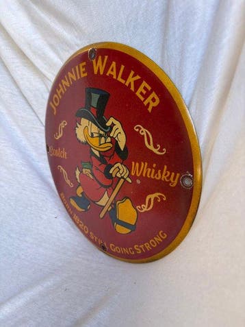 Johnnie Walker Scotch Whisky – Emaille Reclamebord met