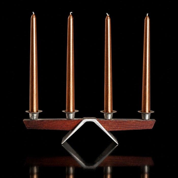 Kaarsenhouder - Messing, Hout - Deense moderne architectuur, Antiquités & Art, Art | Objets design