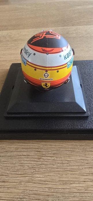 Scuderia Ferrari - Formula 1 - Carlos Sainz - 2021 - Scale, Verzamelen, Nieuw