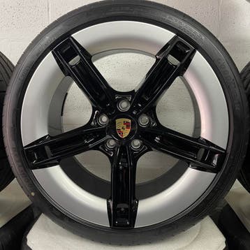 Porsche Taycan II(2026)21 Mission E zwart/zilver  met banden, Auto-onderdelen, Ophalen, Gebruikt, Banden en Velgen, 21 inch