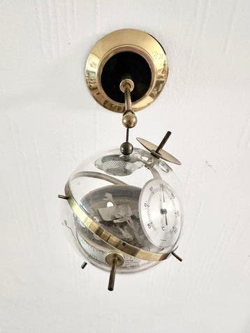 Weerstation - Messing, acrylglas - Sputnik-stijl weerstation
