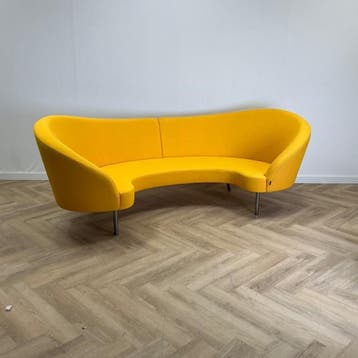 Design Offecct  Orgy Sofa & Poef van Designer Karim Rashid,